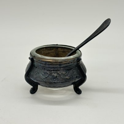 Солонка с ложкой, мНЦ (медь-никель-цинк), стекло (вставка), Мстерский завод художественных изделий «Ювелир», Мстерский завод художественных изделий «Ювелир»