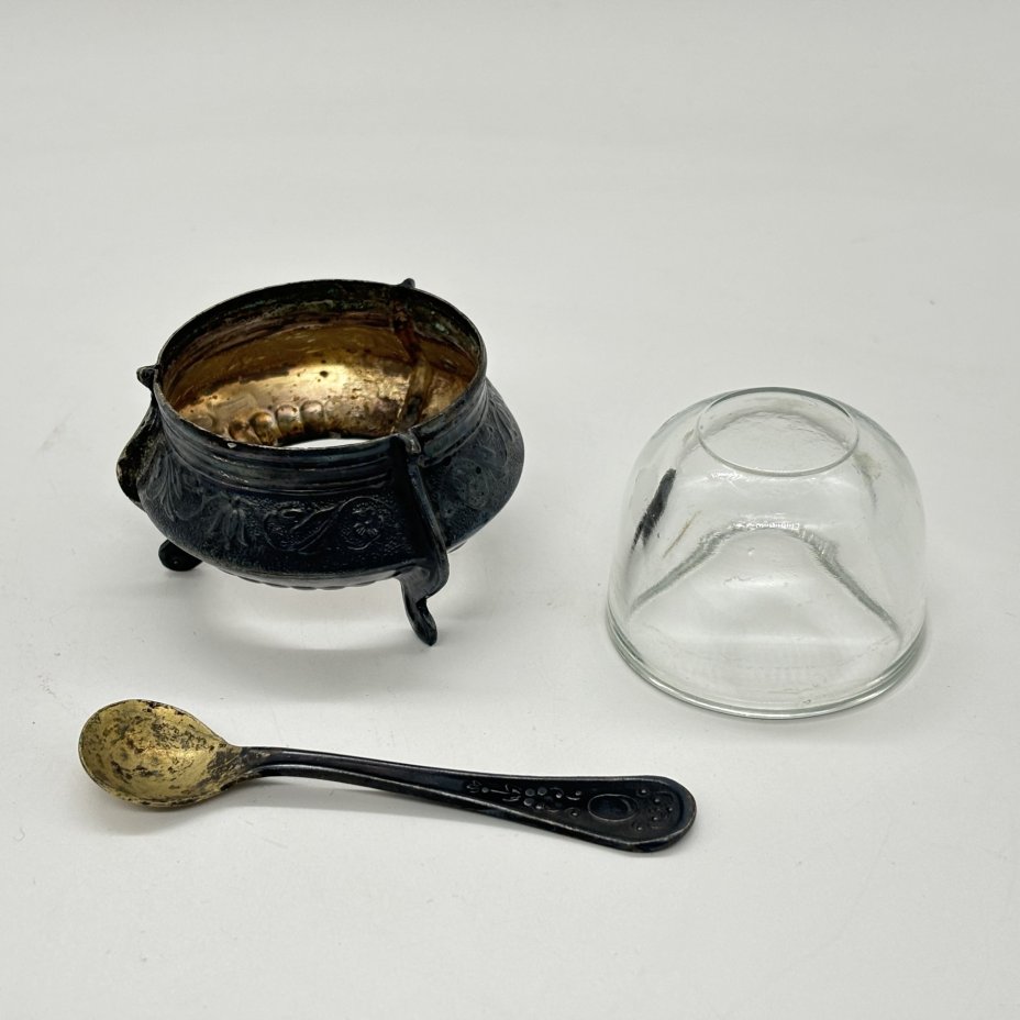Солонка с ложкой, мНЦ (медь-никель-цинк), стекло (вставка), Мстерский завод художественных изделий «Ювелир», Мстерский завод художественных изделий «Ювелир»
