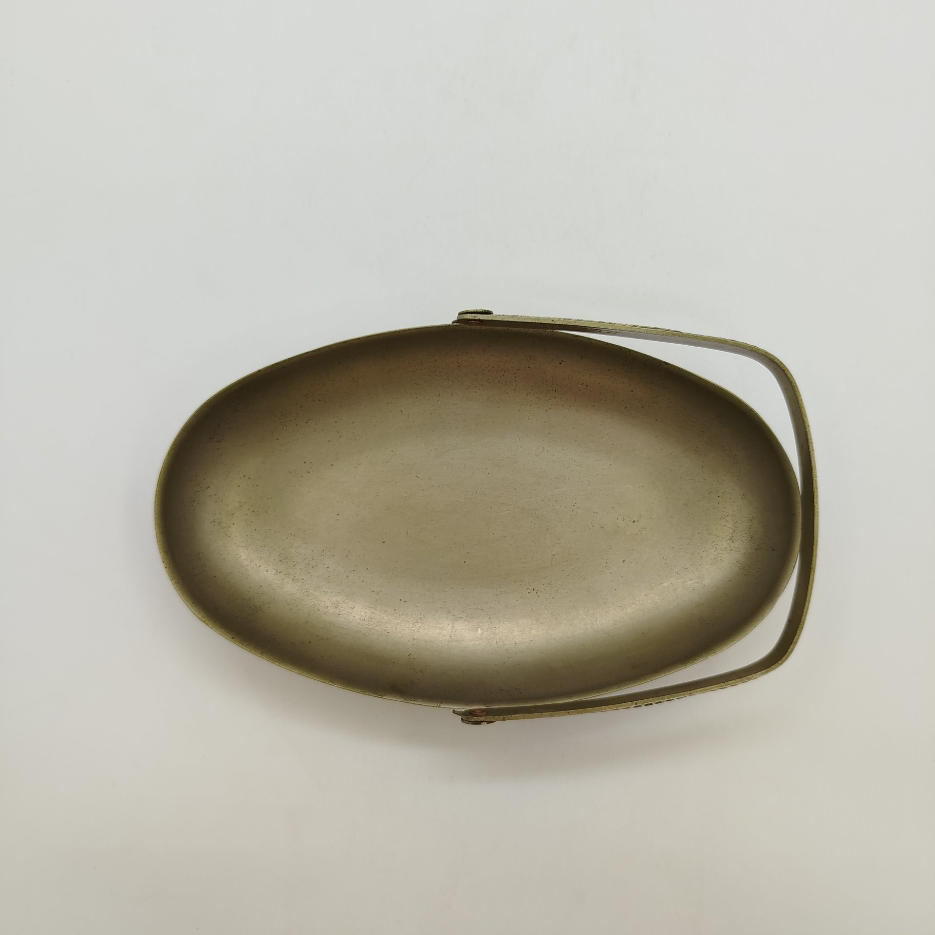 Конфетница овальной формы с ручкой, мельхиор (медь-никель), СССР, 1960-1980 гг.