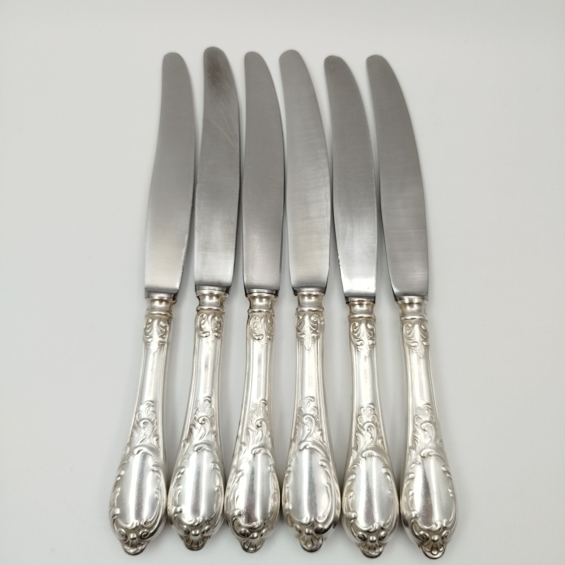 Набор из 6-ти ножей с растительным декором