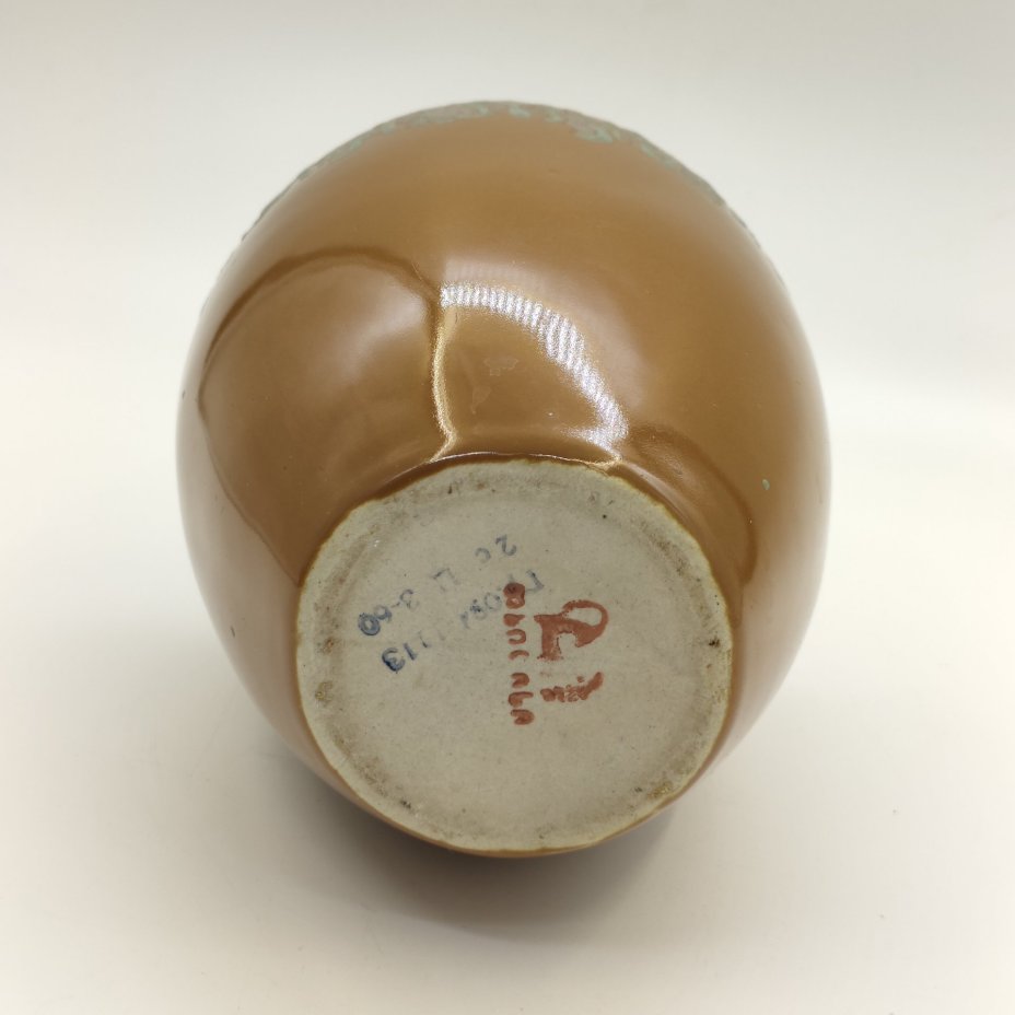 Ваза с орнаментальным декором, керамика, глазурь, роспись, золочение, Тбилисский керамический комбинат, СССР, 1962-1967 гг.