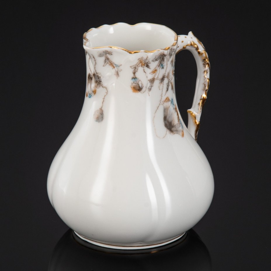 Молочник (сливочник), украшенный цветочным декором, Charles Field Haviland [коммуна Труа], фарфор, деколь с подрисовкой, золочение, Limoges, Франция, 1882-1891 гг.