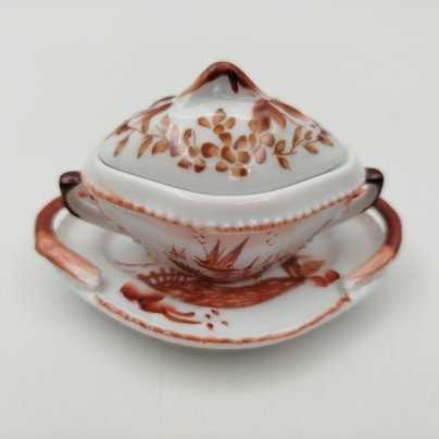 Солонка в виде супницы (миниатюрная) с изображением речного пейзажа, "Porcelain Art"