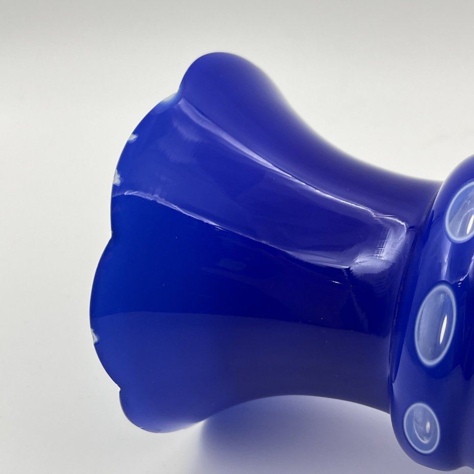 Ваза "Березка", автор Е.И. Алексеева-Батанова, стекло, трехслойное, нацвет, резьба, Ленинградский завод художественного стекла (ЛЗХС), СССР, 1950-1960 гг.