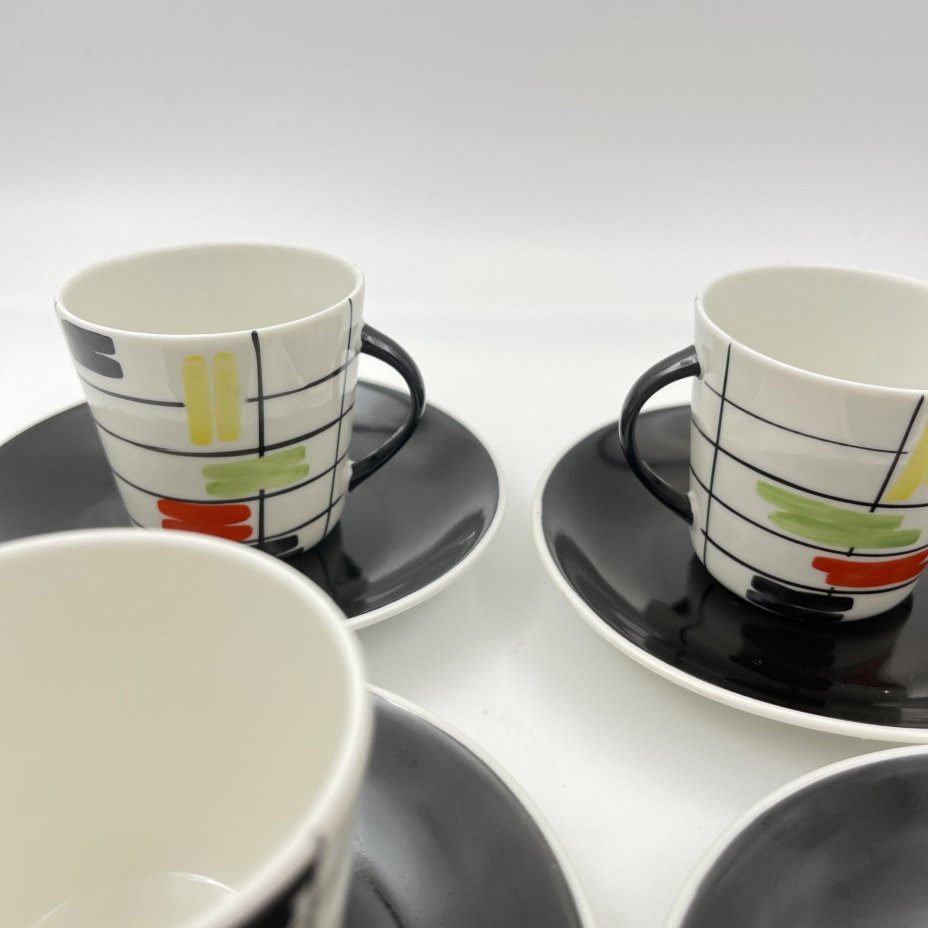 Набор кофейных пар на 4 персоны с геометрическим декором, автор Данута Душняк, фарфор, роспись, Chodziez, Польша, 1964-1980 гг.