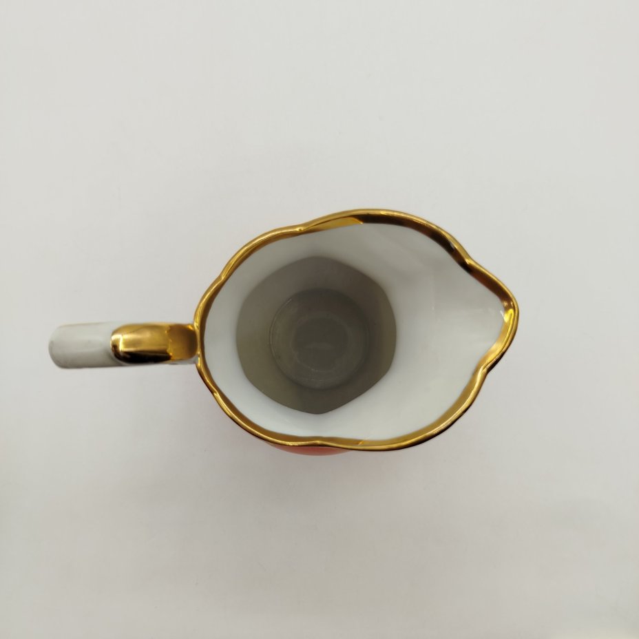 Молочник в классическом стиле, фарфор, золочение, крытье, Барановский фарфоровый завод, СССР, 1960-1970 гг.