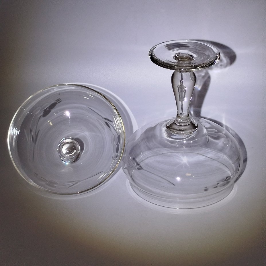 Конфетница/вазочка для варенья с крышкой и растительным декором