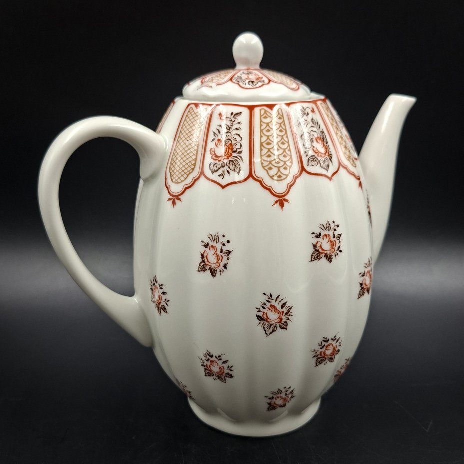 Кофейник из сервиза "Фриз", фарфор, деколь, Ленинградский фарфоровый завод (ЛФЗ), Россия, 1992-2001 гг.