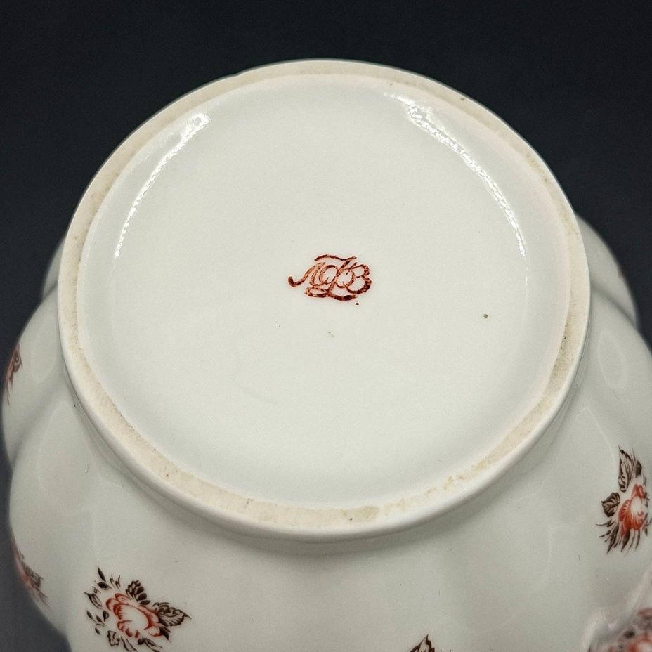 Кофейник из сервиза "Фриз", фарфор, деколь, Ленинградский фарфоровый завод (ЛФЗ), Россия, 1992-2001 гг.