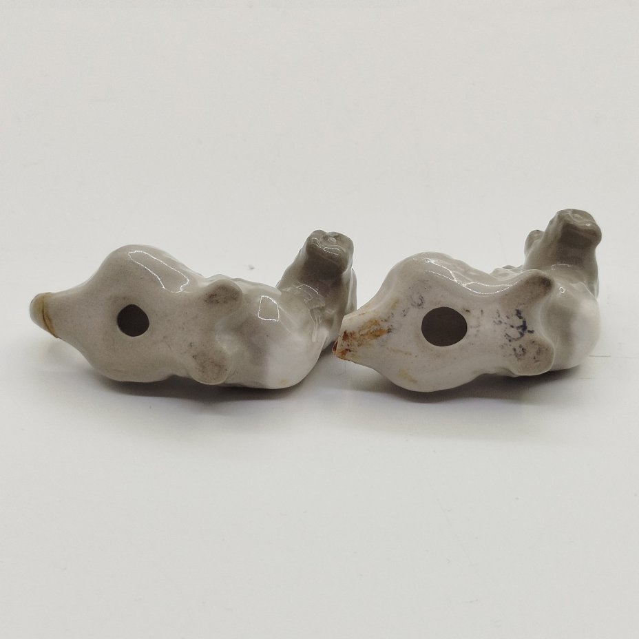 Пара миниатюрных статуэток "Шотландский терьер" ("Шотландка"), скульптор Н.Е. Муратов, (под реставрацию)