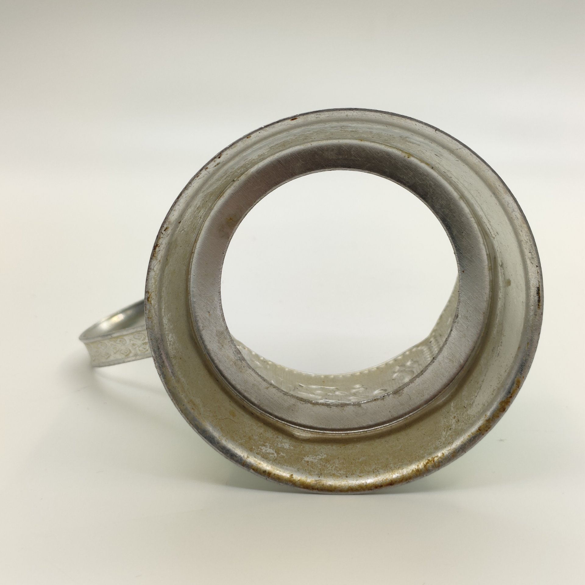 Подстаканник "Сказочные животные" на зеленом фоне, алюминий, крашение, чеканка, Завод художественной гравюры на металле, СССР, 1973-1991 гг.