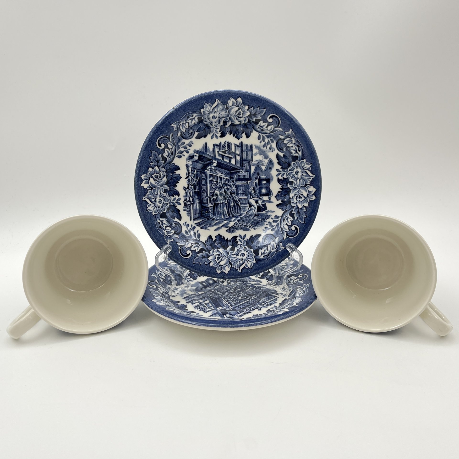 Набор из 2-х чайных пар "Old Curiosity Shop", серия "Диккенс", English Ironstone Tableware (EIT), фаянс, деколь, Великобритания, 1980-1990 гг.