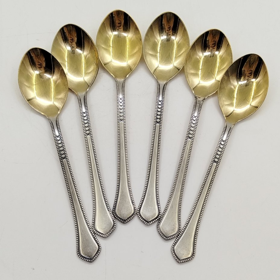 Набор из 6 чайных ложек с геометрическим декором, мНЦ (медь-никель-цинк), золочение, Экспериментальный ювелирный завод, г. Таллин, СССР, 1962-1991 гг.