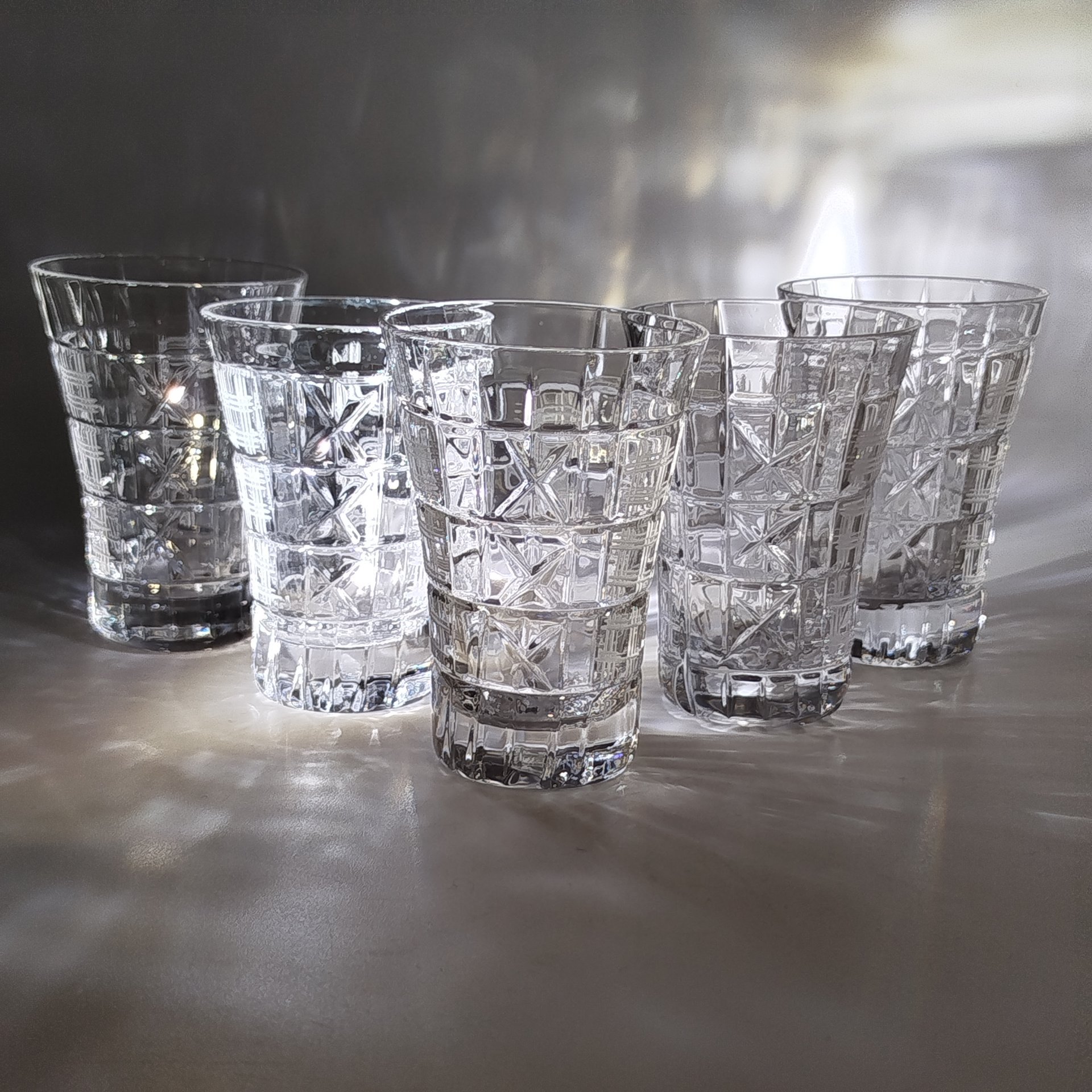 Набор для крепких напитков (штоф и 5 стопок) "Колокольчик", автор Шувалов Е.С., хрусталь, выдувание, алмазная грань, Дятьковский хрустальный завод, СССР, 1970-1980 гг.