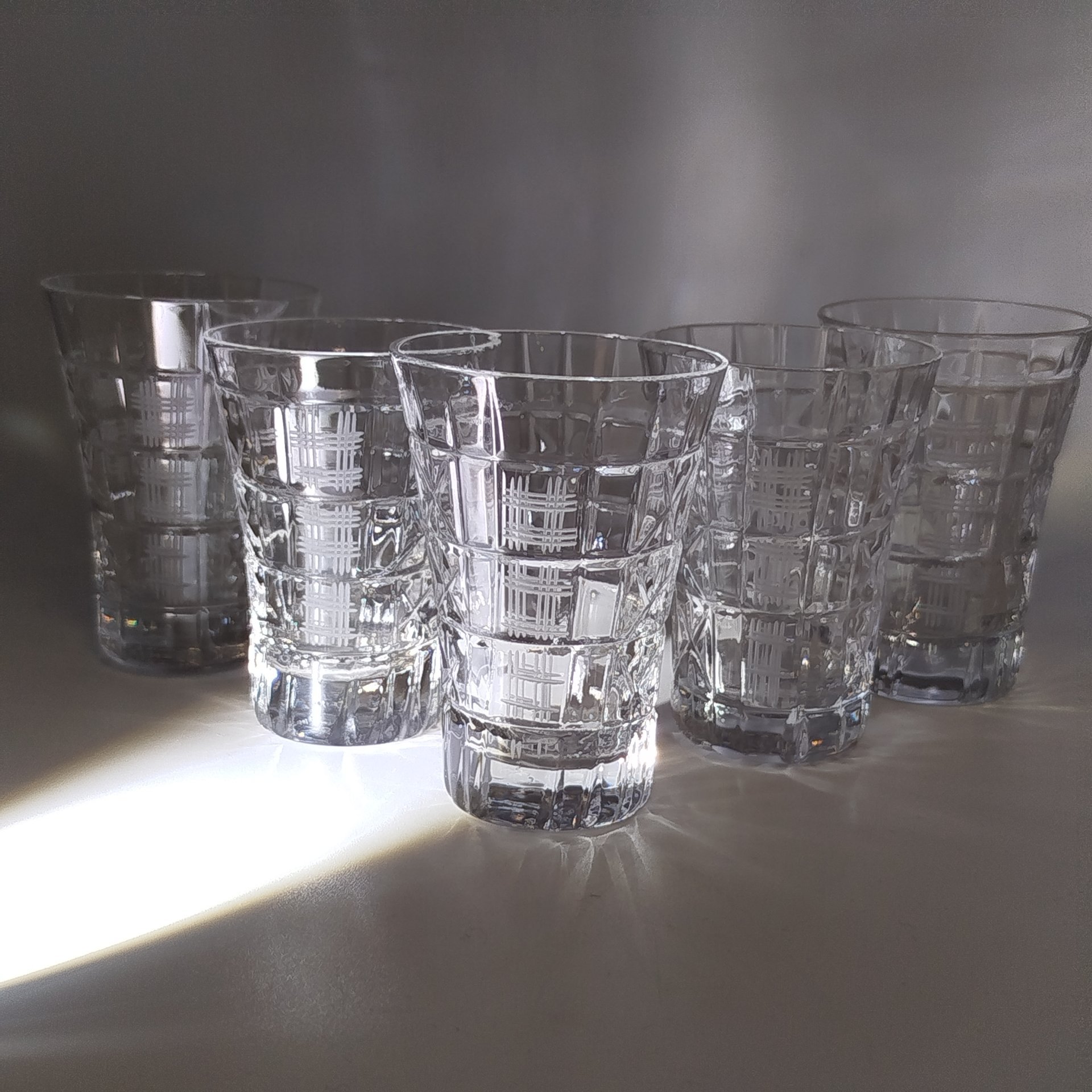 Набор для крепких напитков (штоф и 5 стопок) "Колокольчик", автор Шувалов Е.С., хрусталь, выдувание, алмазная грань, Дятьковский хрустальный завод, СССР, 1970-1980 гг.