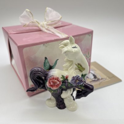 Статуэтка "Лошадь Красотка", фарфор, Pavone, Италия, 2025 г.