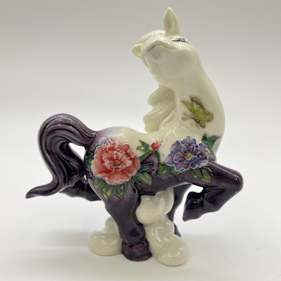 Статуэтка "Лошадь Красотка", фарфор, Pavone, Италия, 2025 г.