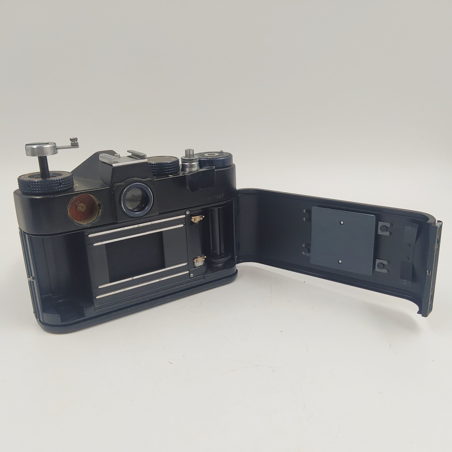Фотоаппарат плёночный "Зенит-TTL" c объективом "Гелиос-44М" в оригинальном кофре, металл, пластик, стекло, кожа, Красногорский механический завод (КМЗ), СССР, 1977-1985 гг.