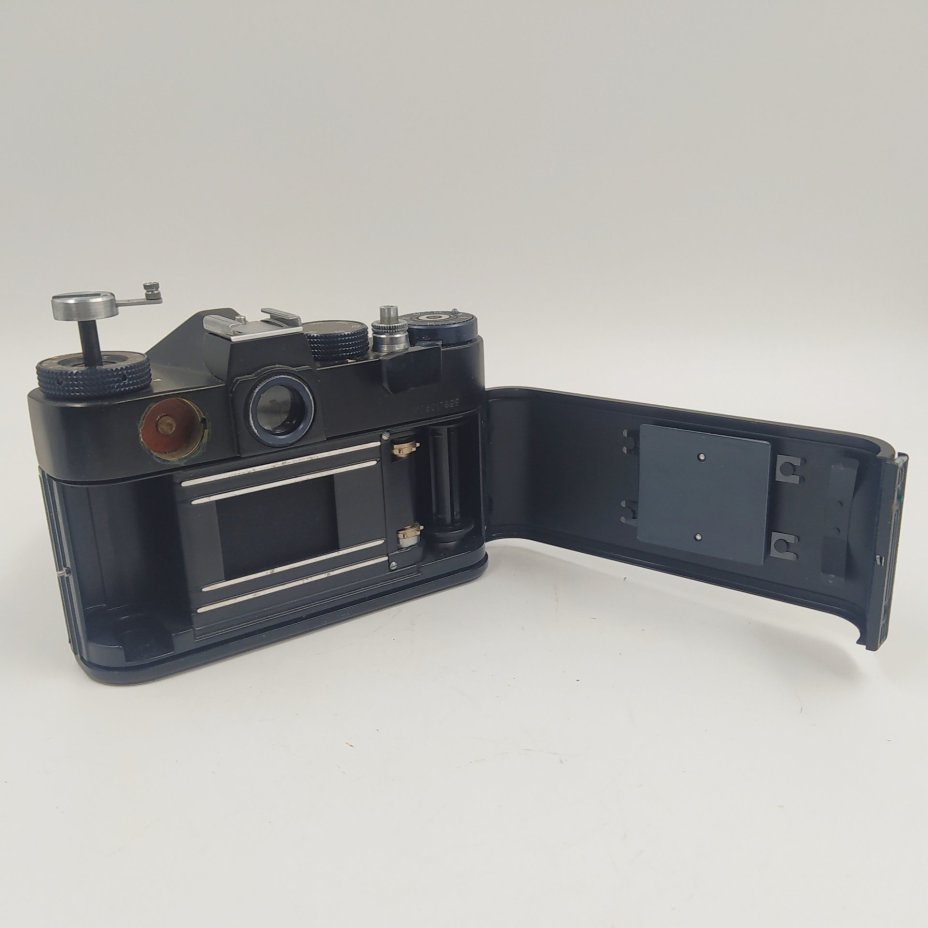 Фотоаппарат плёночный "Зенит-TTL" c объективом "Гелиос-44М" в оригинальном кофре, металл, пластик, стекло, кожа, Красногорский механический завод (КМЗ), СССР, 1977-1985 гг.