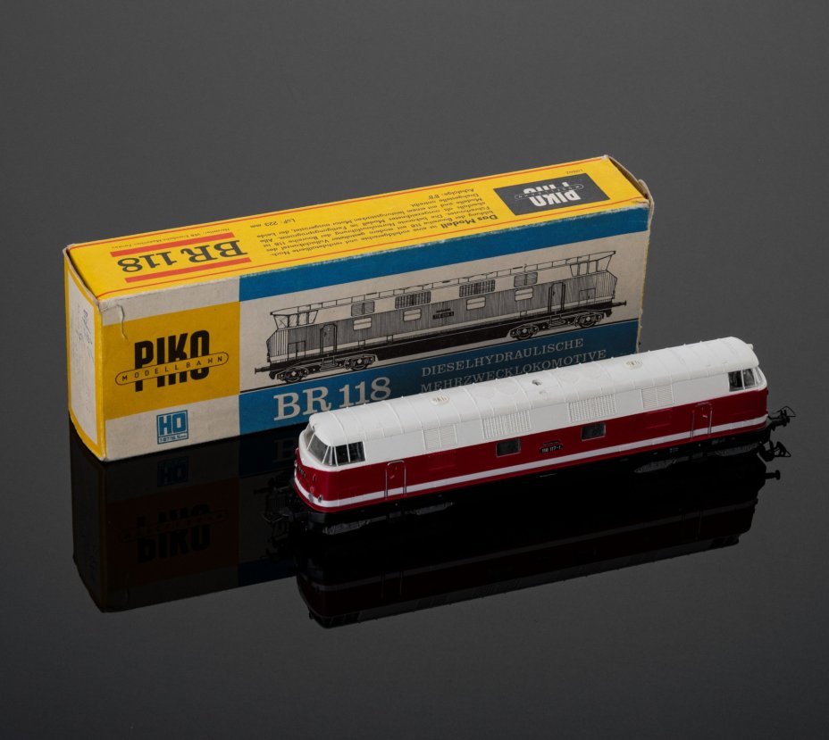 Модель железнодорожного локомотива BR118 (1:87), Piko