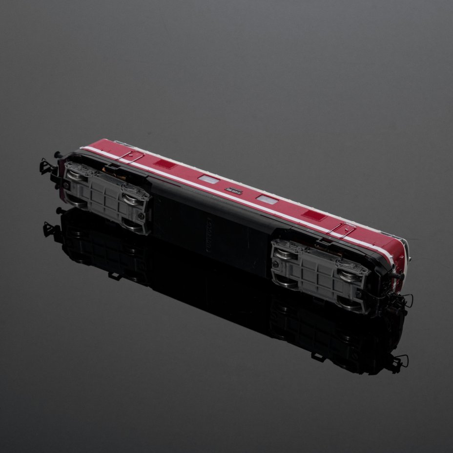 Модель железнодорожного локомотива BR118 (1:87), Piko