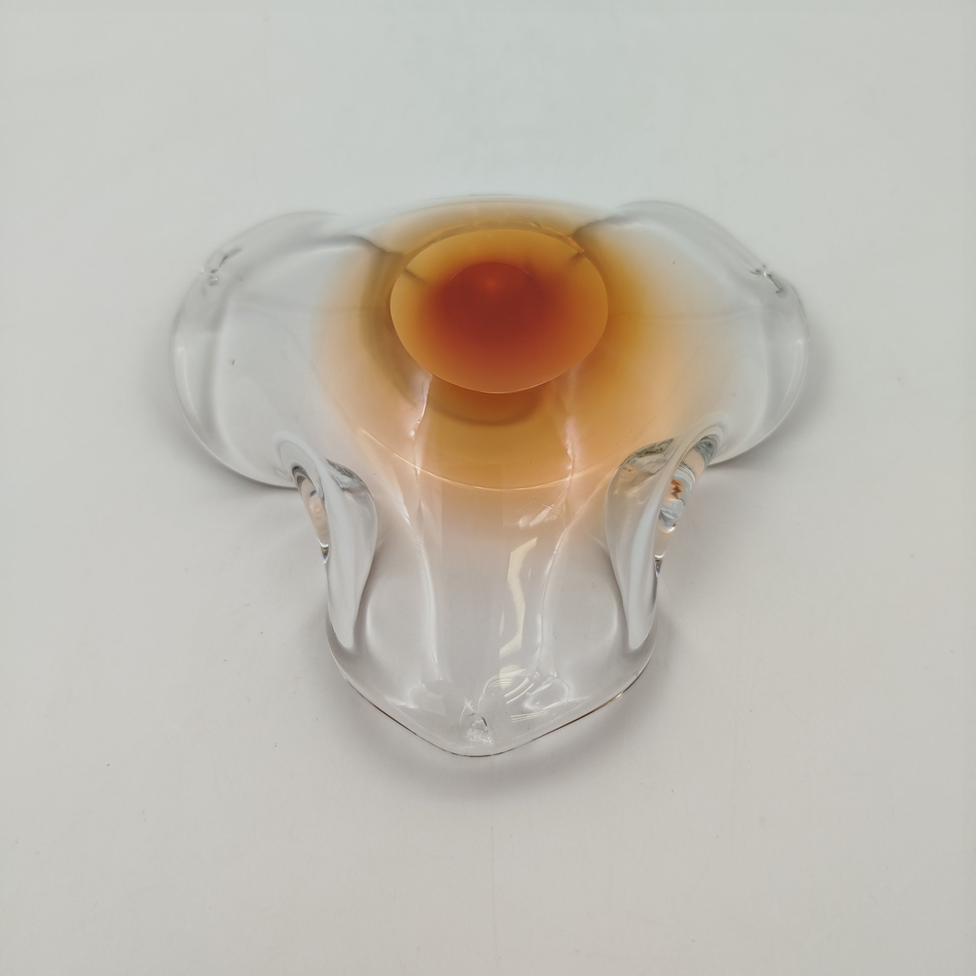 Пепельница с янтарным подтоном, стекло, гутная техника, Чехословакия, 1970-1990 гг.