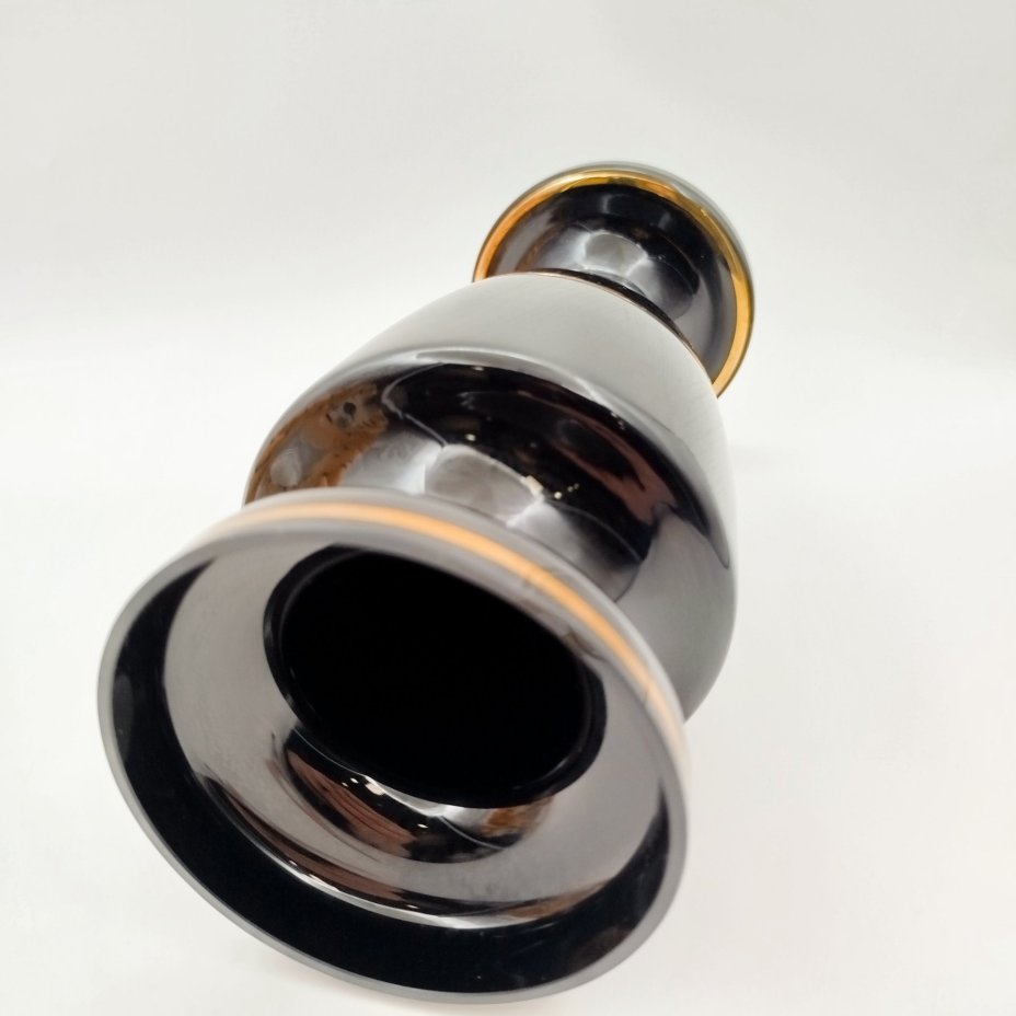 Ваза черного оттенка с цветочным декором, цветное стекло, деколь, золочение, Bohemia Crystal (Bohemia Glass), Чехия, 2000-2015 гг.