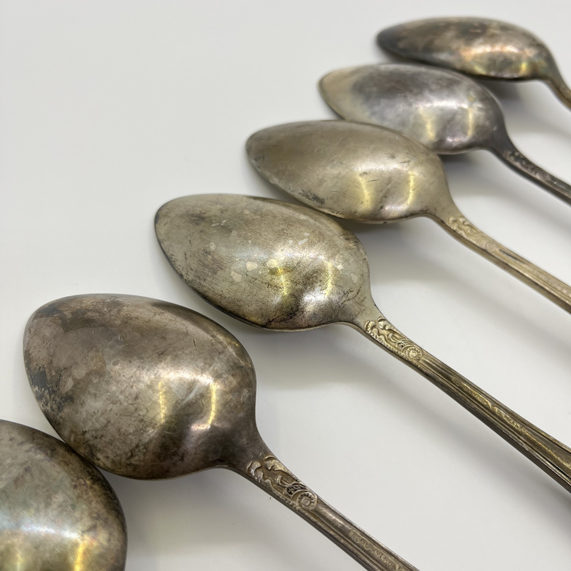 Набор из 6-ти столовых ложек с растительным декором, мНЦ (медь-никель-цинк), Кольчугинский завод цветных металлов, СССР, 1950-1960 гг.