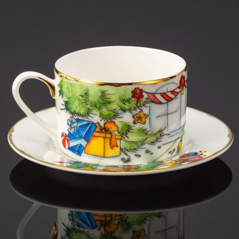 Чайная пара "Щелкунчик" (Русский танец), автор Романов Е., художник Бисерова А., фарфор, роспись, золочение, Российская Федерация, 2025 г.