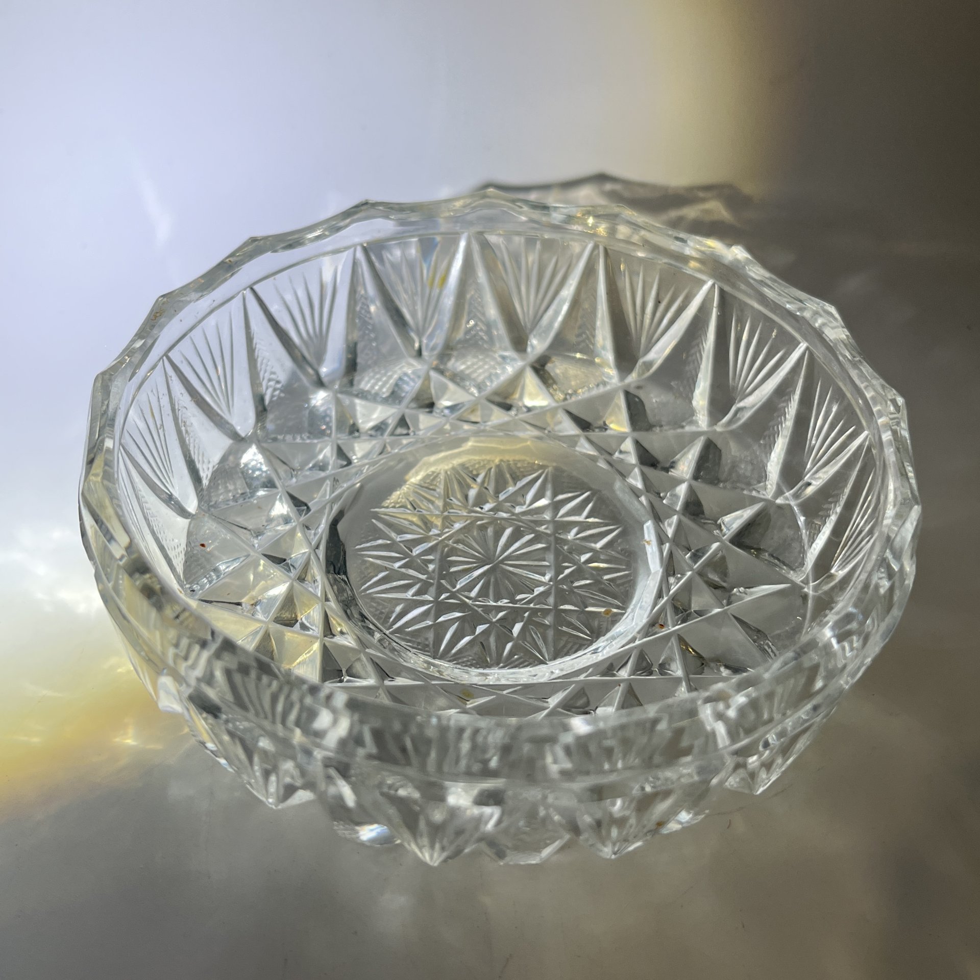 Набор из 2 розеток с геометрическим декором, стекло, пресс, СССР, 1970-1990 гг.