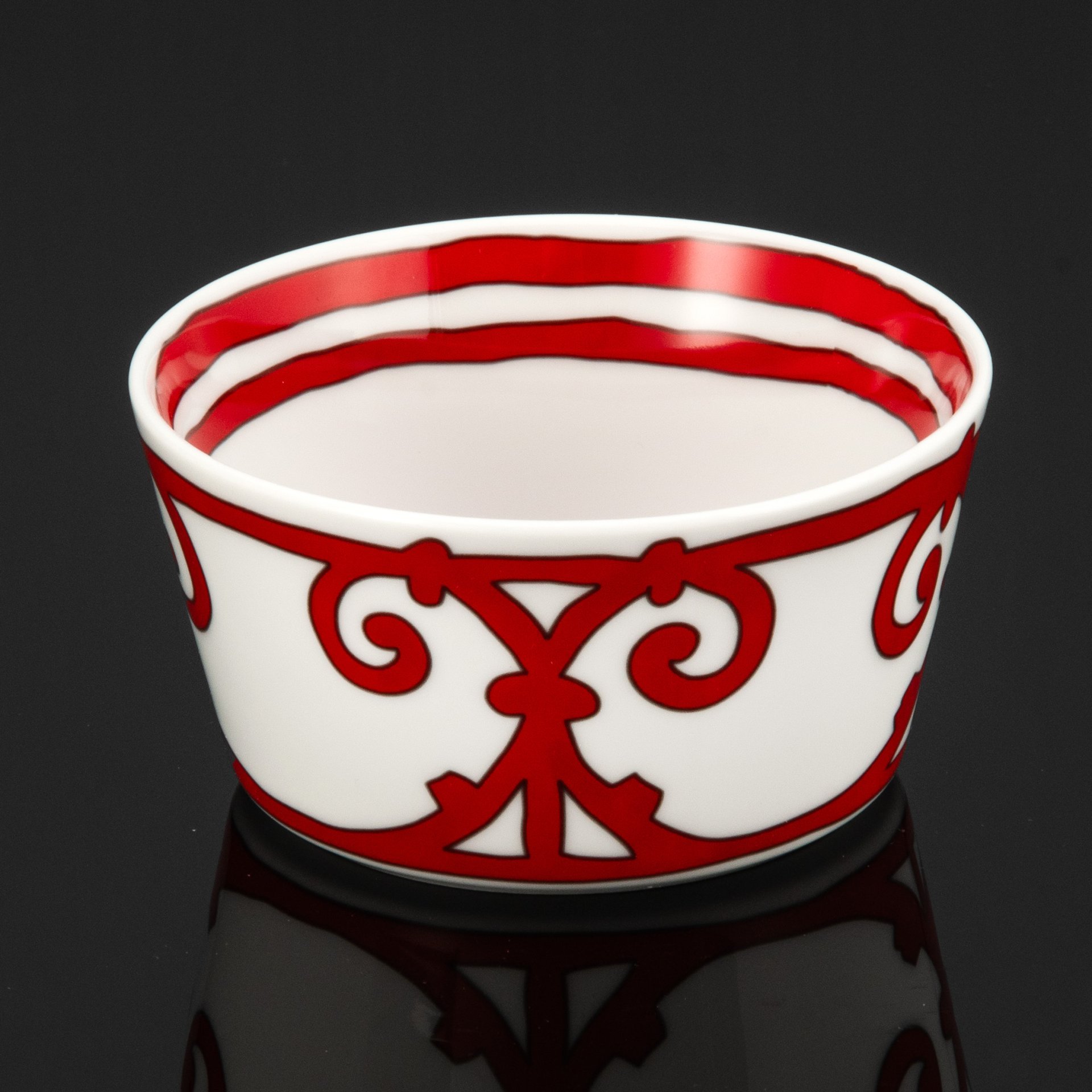 Пиала из серии "Balcon du Guadalquivir", фирма "Hermes", в оригинальной коробке с документами, фарфор, деколь