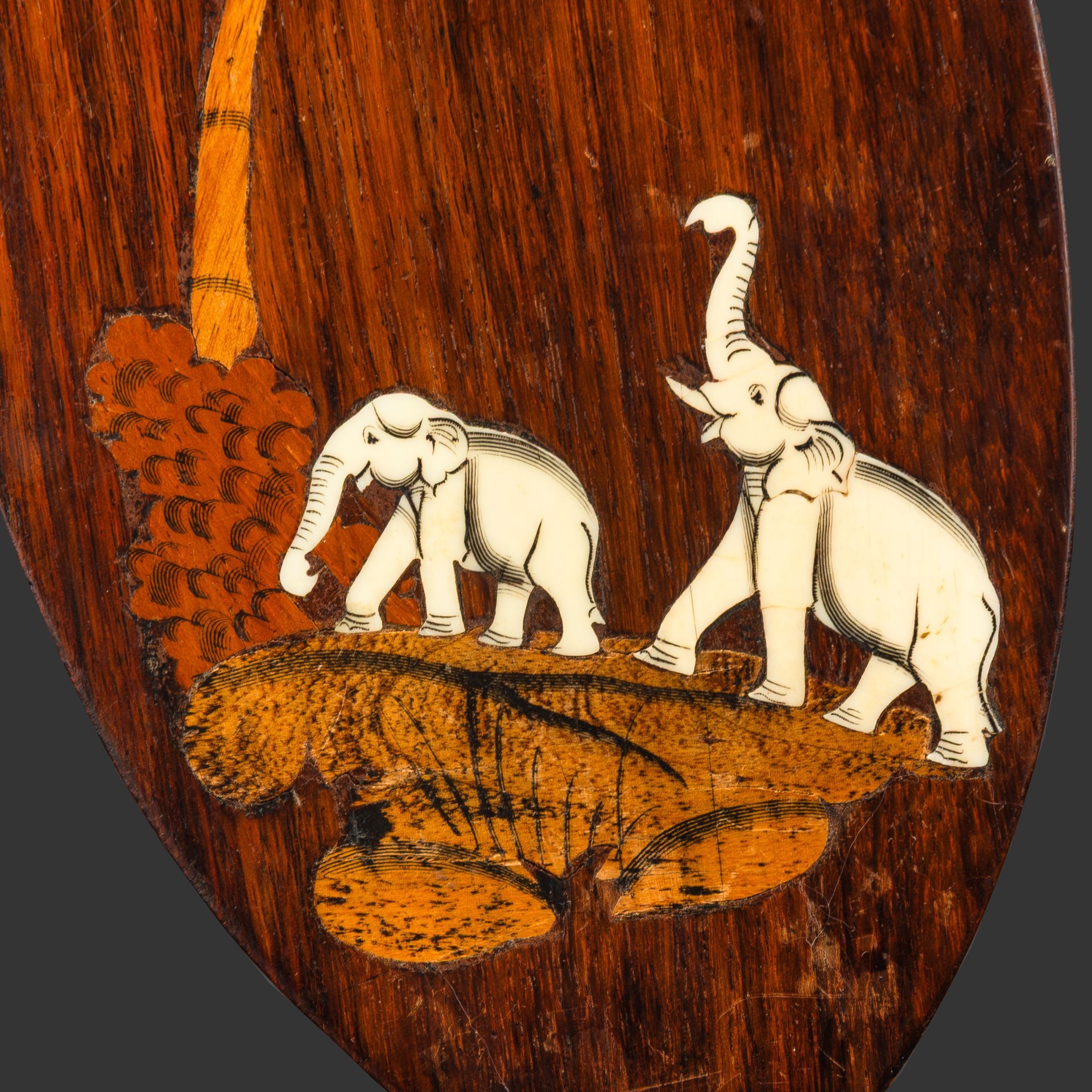 Настенное панно в восточном стиле "Слоны"