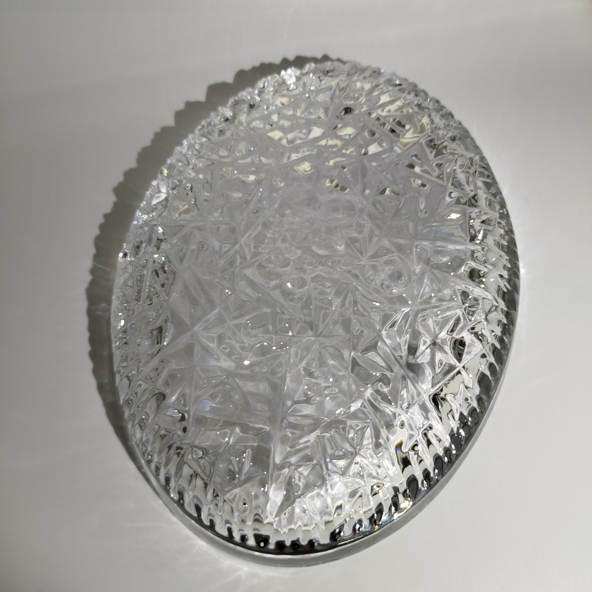 Блюдо сервировочное овальной формы "Космос", автор Л.Д. Смирнова, хрусталь, пресс, Ленинградский завод художественного стекла (ЛЗХС), СССР, 1960-1980 гг.