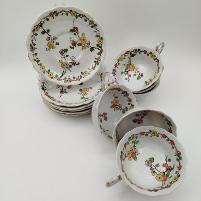 Набор чайных пар с цветочным декором на 6 персон, York, фарфор, роспись, золочение, Великобритания, 1920-1950 гг.