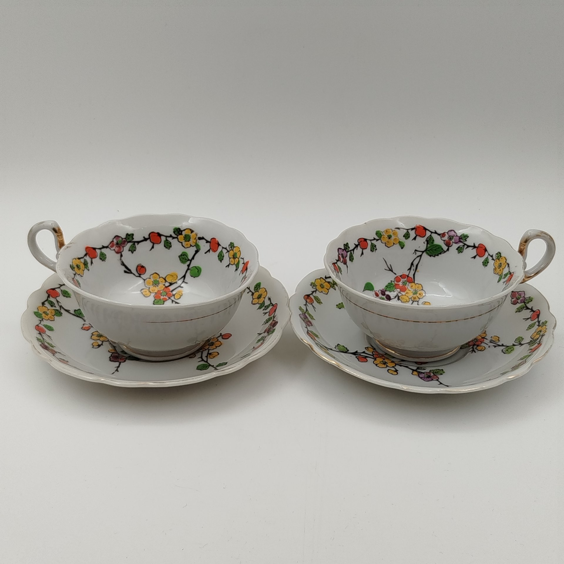 Набор чайных пар с цветочным декором на 6 персон, York, фарфор, роспись, золочение, Великобритания, 1920-1950 гг.