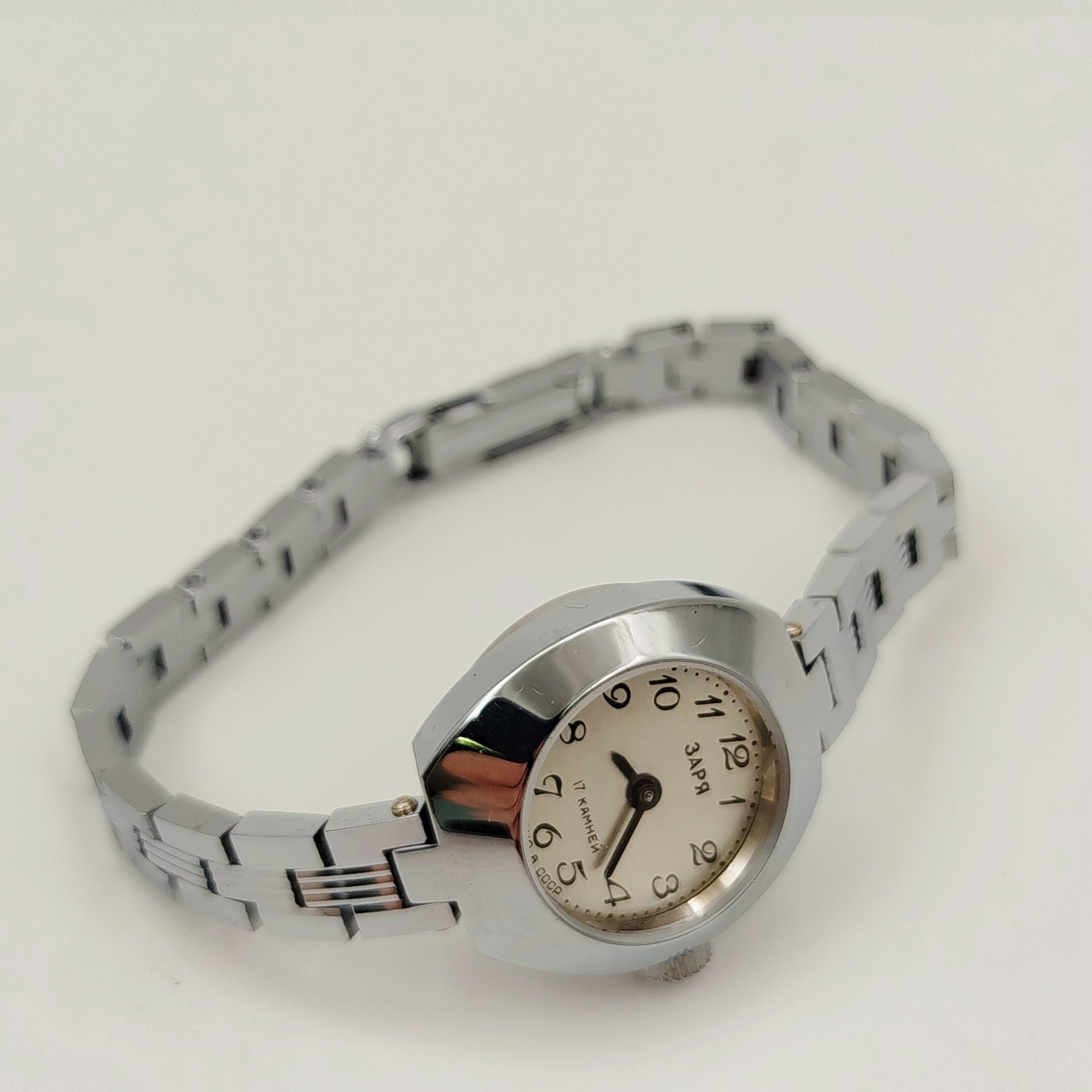 Часы наручные "Заря" в оригинальной упаковке с документами, металл, стекло, картон, Пензенский часовой завод, СССР, 1991 г.