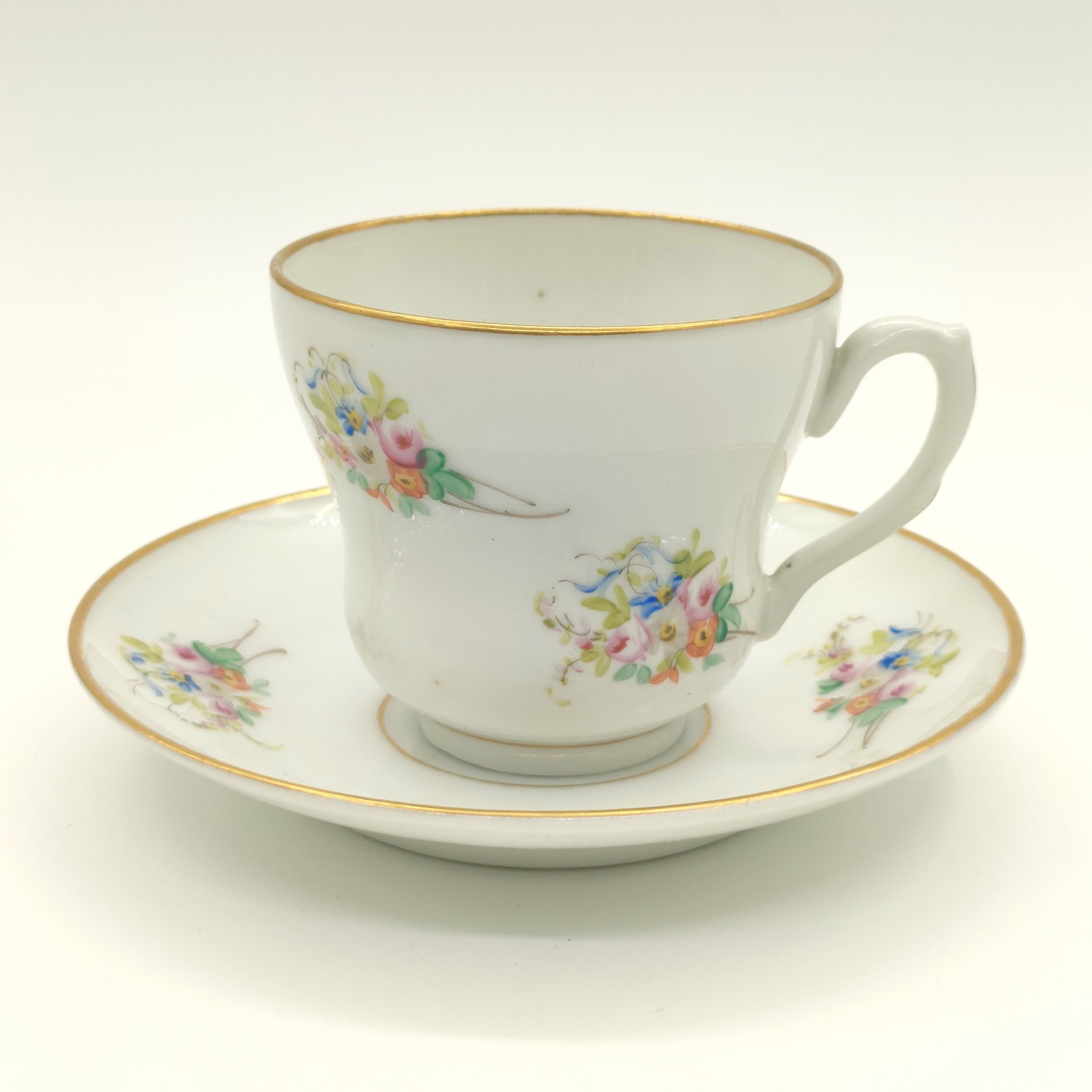 Пара чайная с цветочным декором, фарфор, роспись, золочение, Западная Европа, 1880-1910 гг.