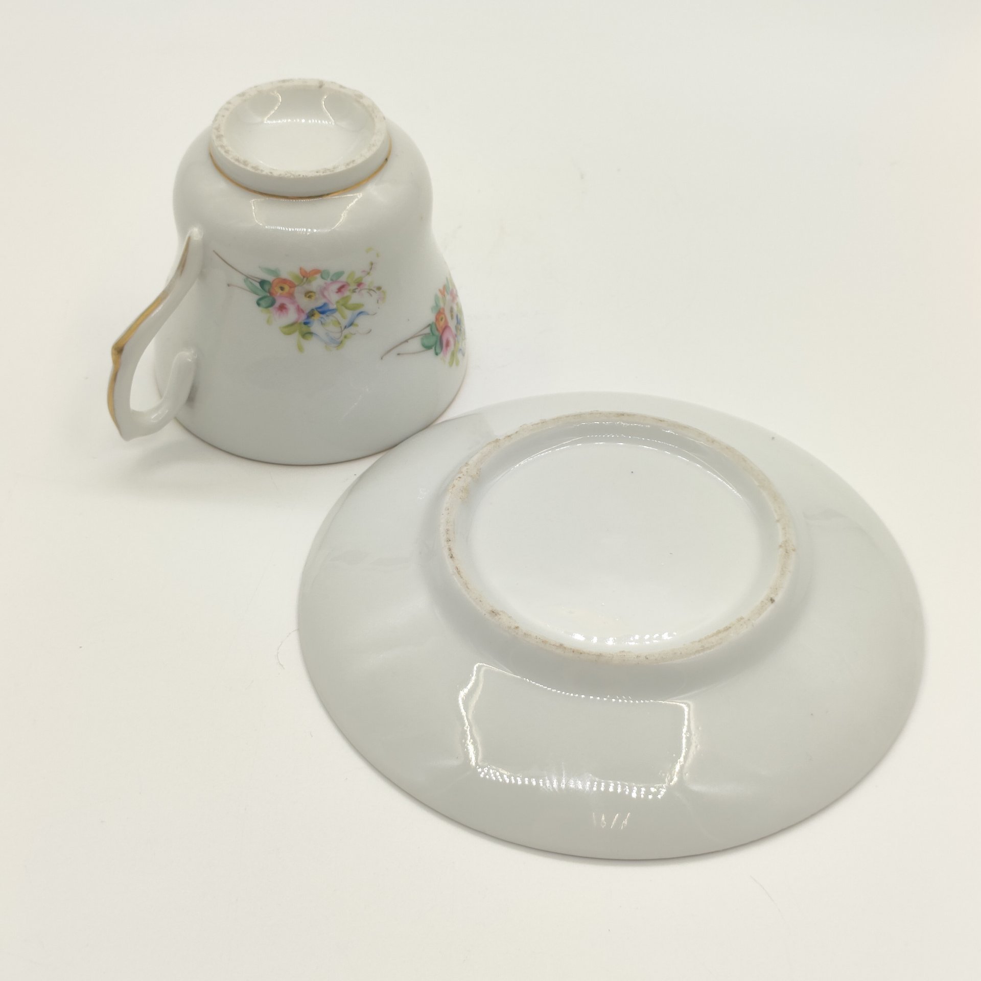 Пара чайная с цветочным декором, фарфор, роспись, золочение, Западная Европа, 1880-1910 гг.