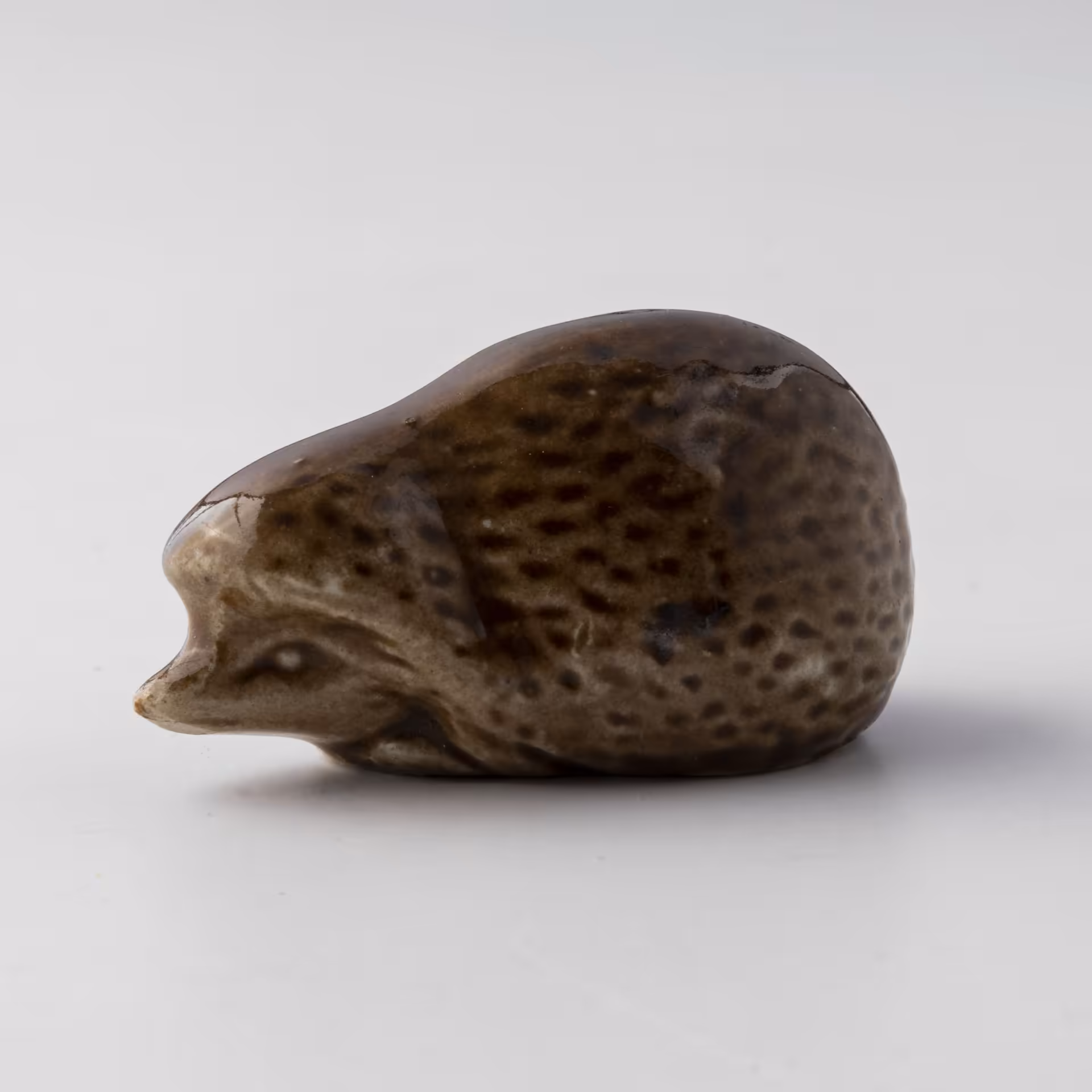 Статуэтка "Ёж", фаянс, глазурь, СССР, 1950-1970 гг.