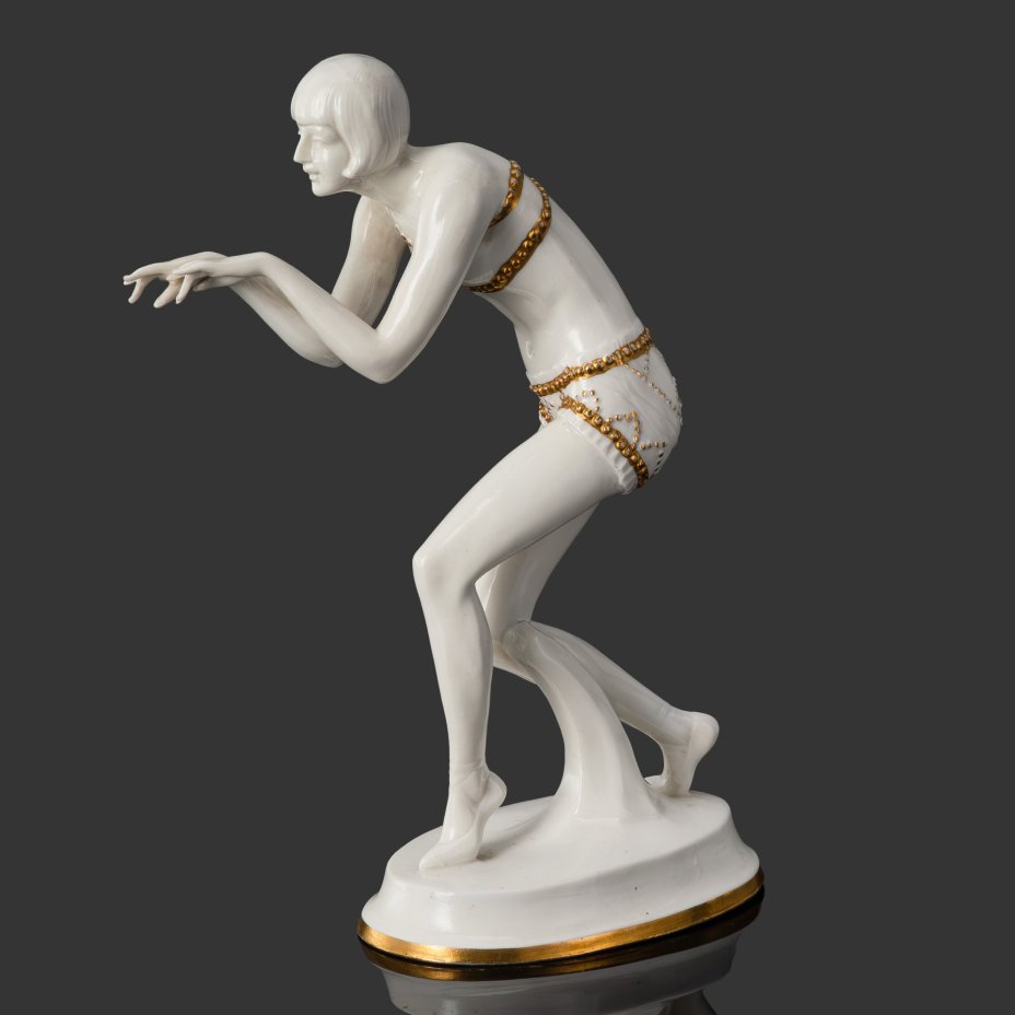 Статуэтка "Танцовщица" в стиле Модерн, фарфор, золочение, Aelteste Volkstedt, Германия, 1900-1936 гг.