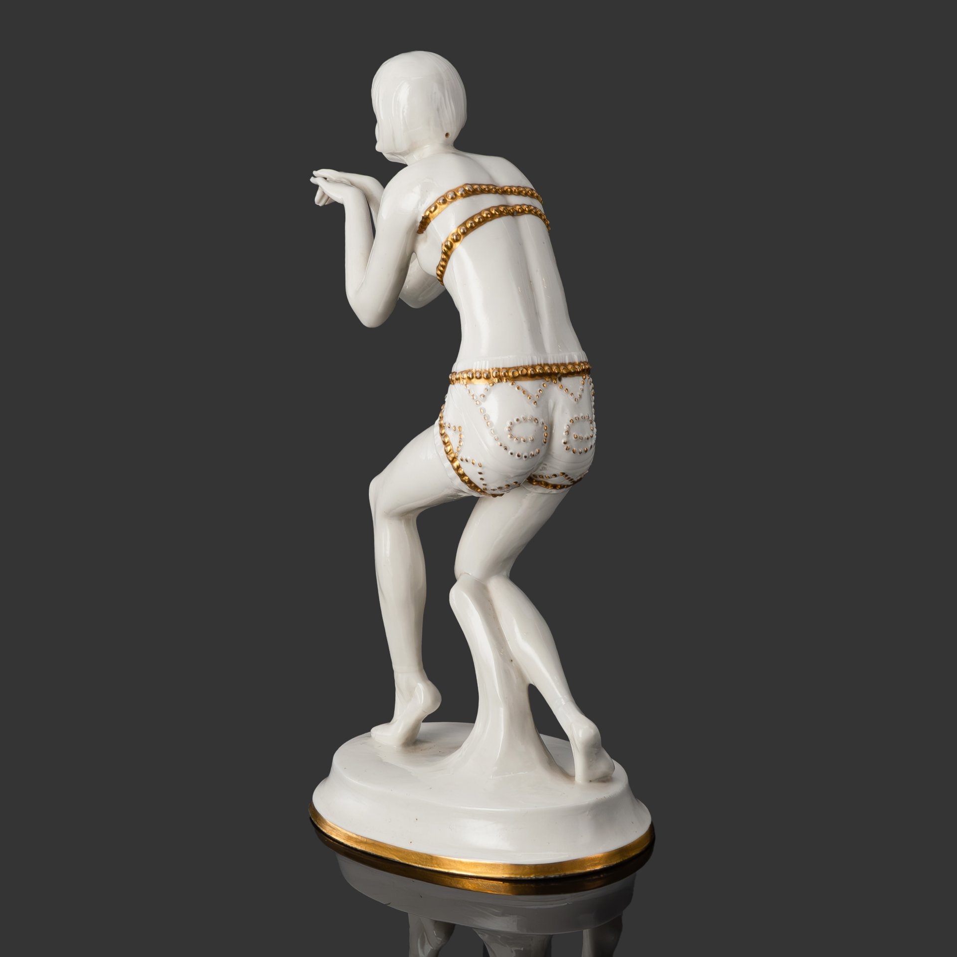 Статуэтка "Танцовщица" в стиле Модерн, фарфор, золочение, Aelteste Volkstedt, Германия, 1900-1936 гг.