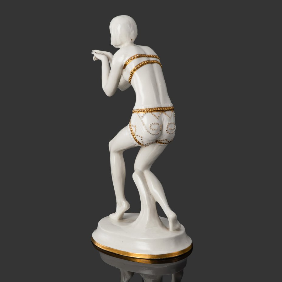 Статуэтка "Танцовщица" в стиле Модерн, фарфор, золочение, Aelteste Volkstedt, Германия, 1900-1936 гг.