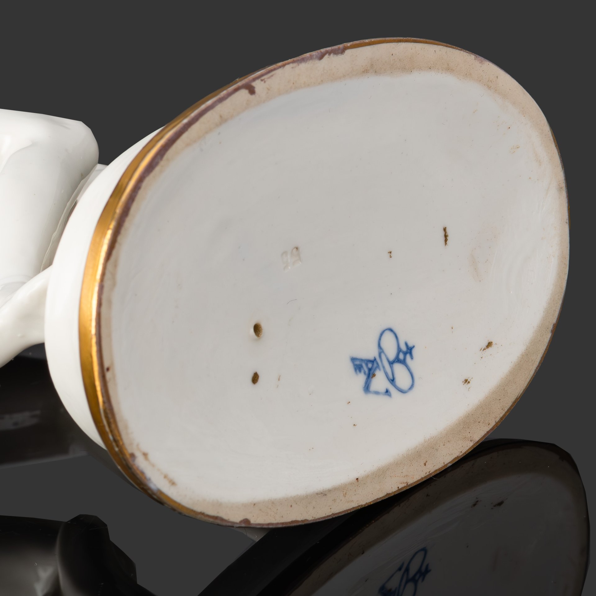 Статуэтка "Танцовщица" в стиле Модерн, фарфор, золочение, Aelteste Volkstedt, Германия, 1900-1936 гг.