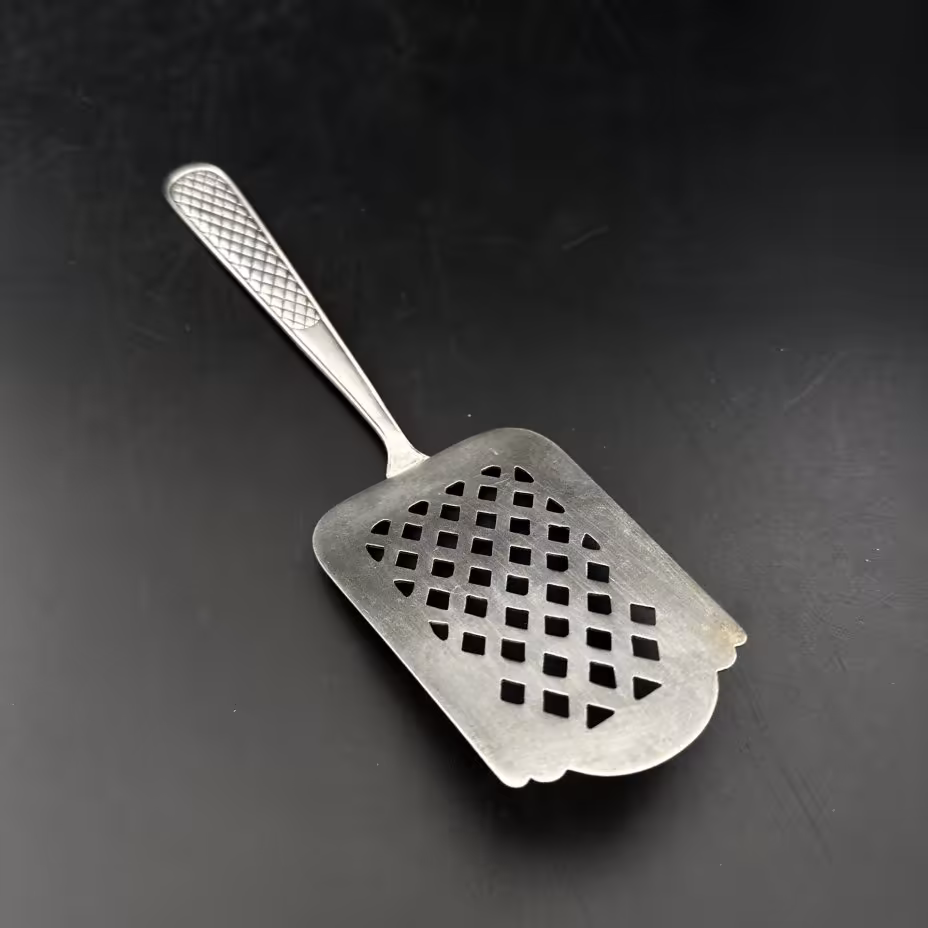 Десертная лопатка с геометрическим декором, Мстерская художественная фабрика  «Ювелир»