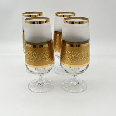 Набор из 4-х фужеров, украшенных золотистым узором