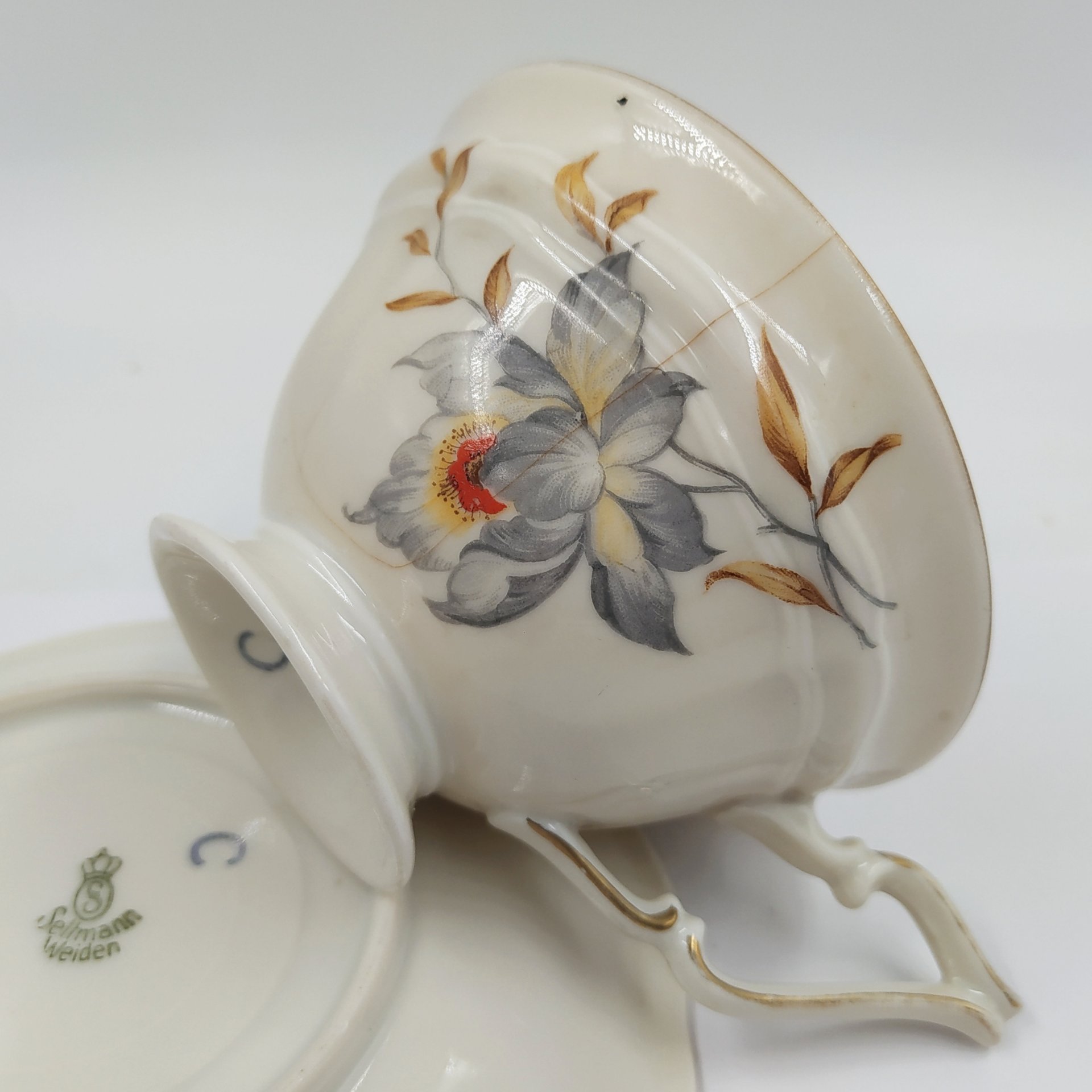 Пара чайная цвета слоновой кости с цветочным декором, фарфор, деколь, золочение, Seltmann Weiden, Германия, 1924-1946 гг.