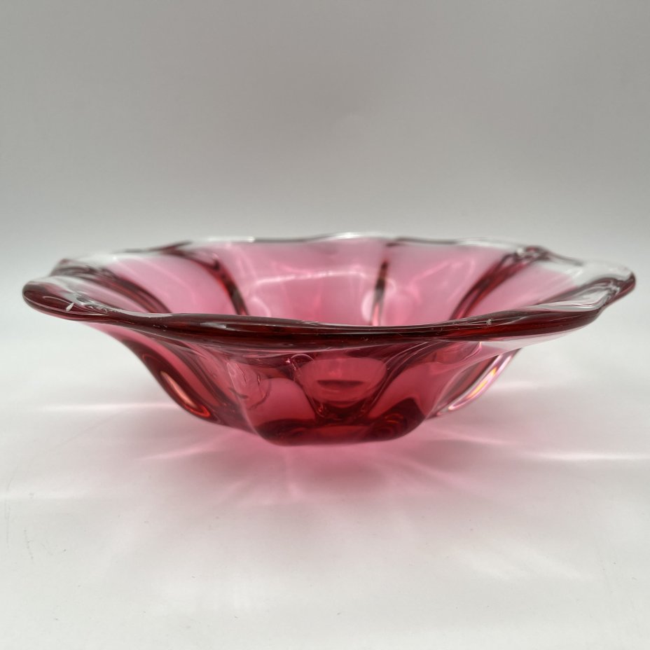 Ваза (конфетница/фруктовница) розового оттенка, стекло, гутная техника, Ленинградский завод художественного стекла (ЛЗХС), СССР, 1960-1980 гг.