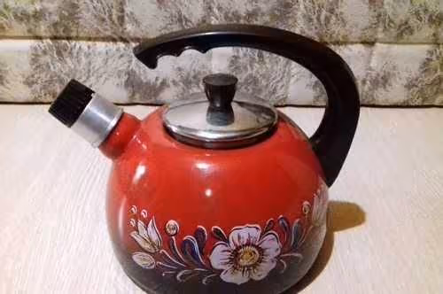 Чайник со свистком
