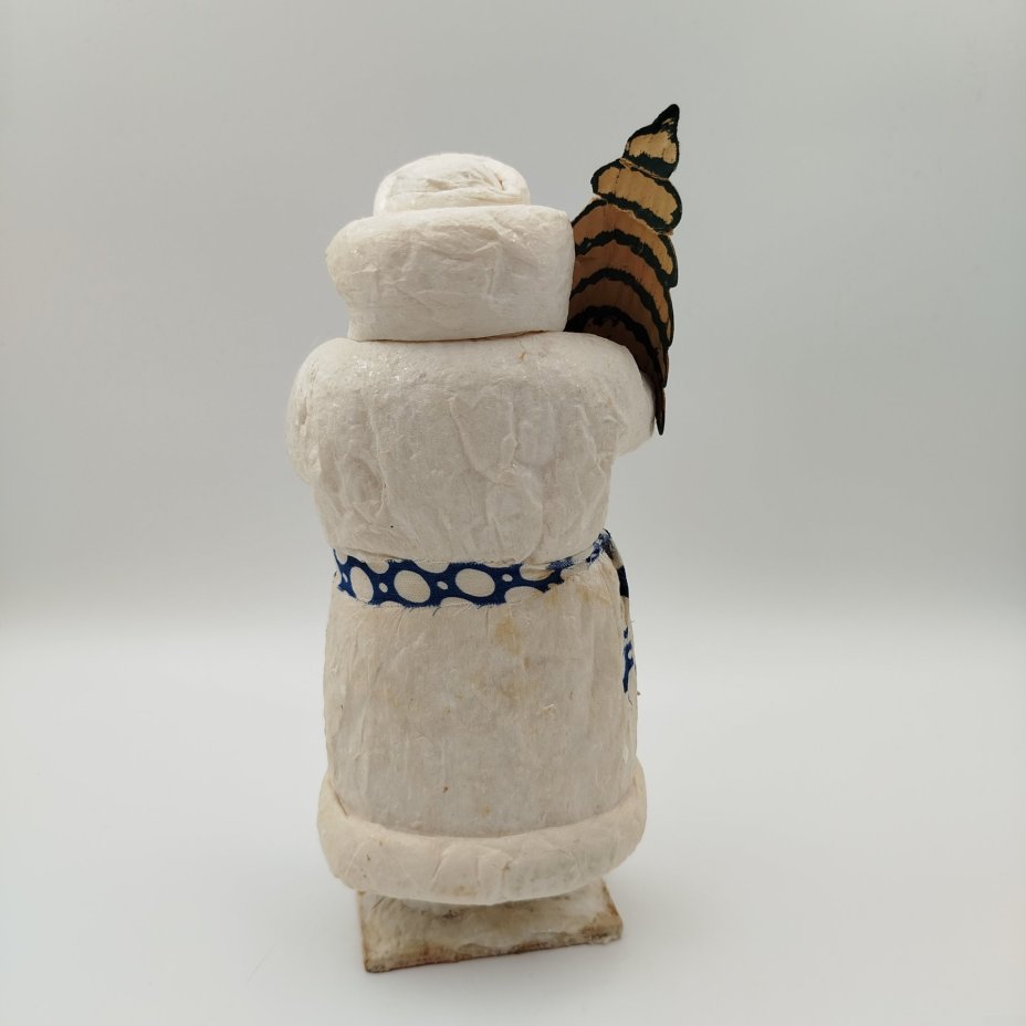 Игрушка новогодняя "Дед Мороз" на подставке, вата, папье-маше, ткань, роспись, фанера, Артель «Детская игрушка»