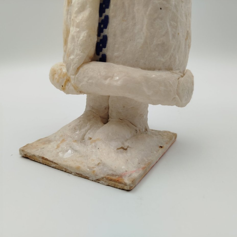 Игрушка новогодняя "Дед Мороз" на подставке, вата, папье-маше, ткань, роспись, фанера, Артель «Детская игрушка»